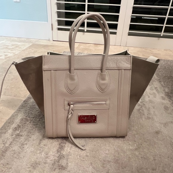 NWT never used Valentino bag from off Saks fifth ave. original price tag - Picture 3 of 9